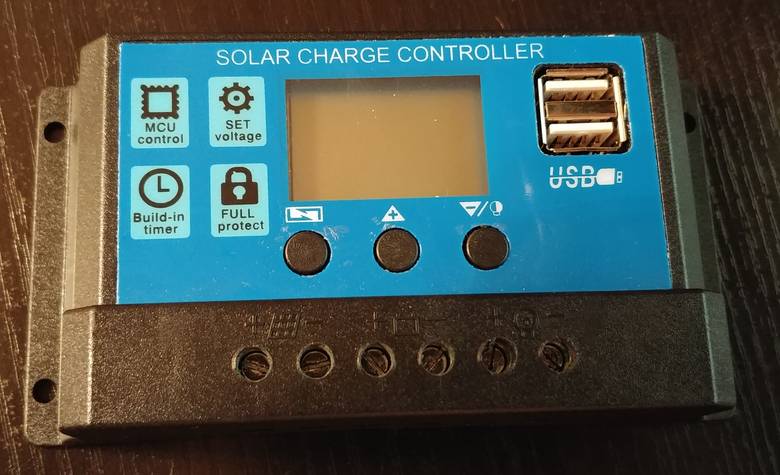 Контроллер заряда АКБ от солнечных батарей